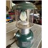 Image 4 : Classic Coleman Single Liquid Fuel Lantern