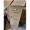 Image 3 : 2 Metal Filing Cabinet (H29" & 52") and Step Ladder