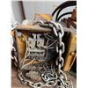 Image 2 : Yellow Electric Chain Hoist with Wired Remote Controller