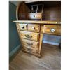 Image 2 : Vintage Oak Roll-Top Desk with Internal Organizers, H44" x W59" x D23"