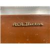 Image 6 : RCA Victor Strato-World 7-Band Portable Shortwave Radio - Model 3-BX-672