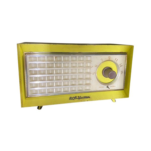 RCA Victor Vintage AM Radio (Yellow)
