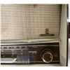 Image 2 : Grundig Vintage AM/FM Tube Radio (Made in Germany)