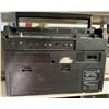 Image 2 : GE AM/FM Stereo Compact Disc Portable Component with 5-Band Graphic Equalizer