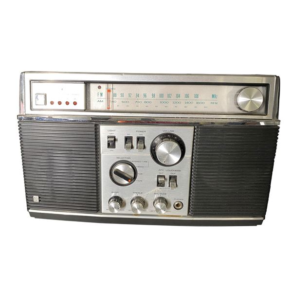 Sears Electronics 8-Track AM/FM Stereo Receiver with Equalizer