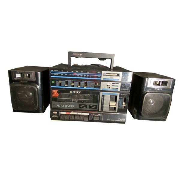 Sony CFS-4000 FM/AM Stereo Cassette-Corder with Auto Reverse and 5-Band Graphic Equalizer (with Deta