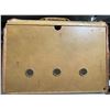 Image 2 : Vintage Portable AM Radio in Brown Leatherette Travel Case