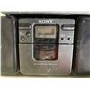 Image 3 : 2-Piece Sony Lot: Portable Cassette Boombox and Multi-Band VHF/UHF/AM/FM/TV Receiver