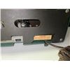 Image 10 : 2-Piece Vintage Clock Radio Lot: Automatic Dual-Clock AM Radio and Sparton Green AM Clock Radio