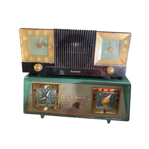 2-Piece Vintage Clock Radio Lot: Automatic Dual-Clock AM Radio and Sparton Green AM Clock Radio