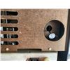 Image 8 : 2-Piece Vintage Clock Radio Lot: Automatic Dual-Clock AM Radio and Sparton Green AM Clock Radio