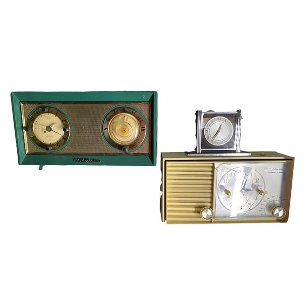 3-Piece Vintage Clock Radio Lot: Silvertone Intercom AM Clock Radio, Vintage Mantel Clock, and RCA V