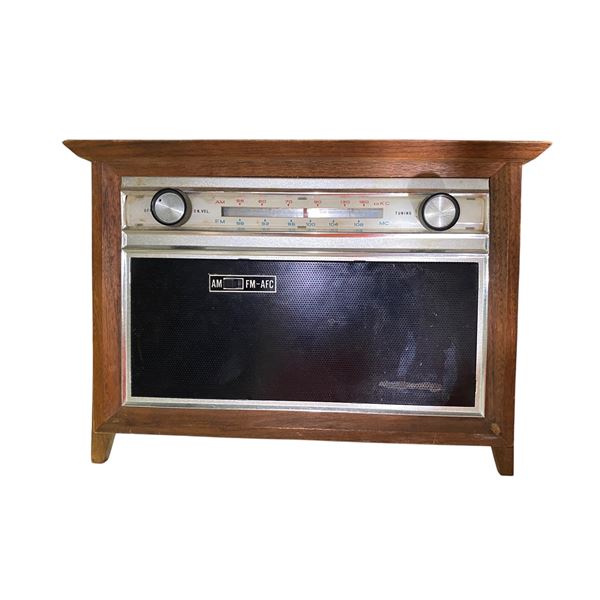Vintage AM/FM-AFC Table Radio with Walnut Cabinet