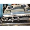 Image 2 : Silvertone 4-Track Monaural Vintage Reel-to-Reel Tape Recorder in Carry Case