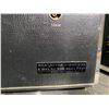 Image 7 : RCA Victor Globe Trotter FM-AM All Wave Portable Radio