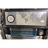 Image 3 : Vintage Portable Transistor Radio (Black Case)