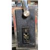 Image 4 : Vintage Portable Transistor Radio (Black Case)