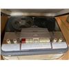 Image 2 : Vintage Portable Stereo Continental "401" Model 3534 Device in Hard Shell Carry Case