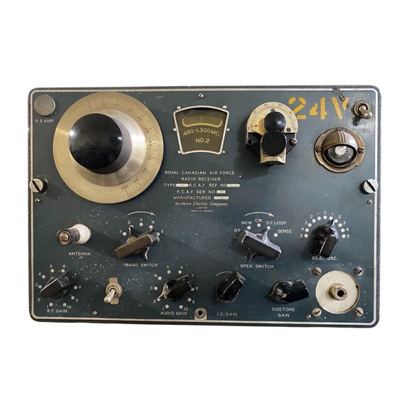 RCAF WWII Military Radio Receiver (Northern Electric)