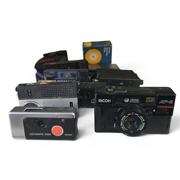 Vintage Film Cameras Group (Pentax, Ricoh, Agfamatic, Panasonic)