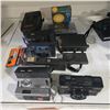 Image 5 : Vintage Film Cameras Group (Pentax, Ricoh, Agfamatic, Panasonic)