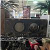 Image 3 : Electrohome Tube Radio / Hallicrafters Sky-Buddy Shortwave Receiver / Sharp MD/CD Mini System (3-pie