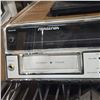 Image 3 : Soundesign Stereo System Turntable 8 Track Player