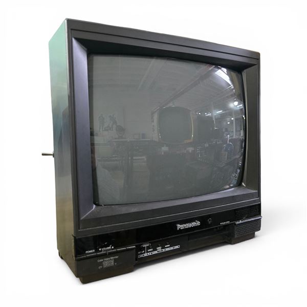 1990s Panasonic CT-1383Y Color Video Monitor