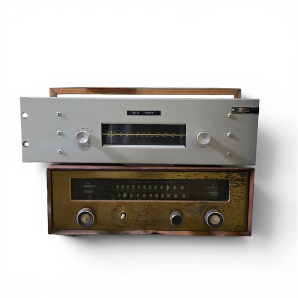 Group of 2: Fisher Model 101-R Stereo Tuner & Rack-Mount AM-FM Tuner