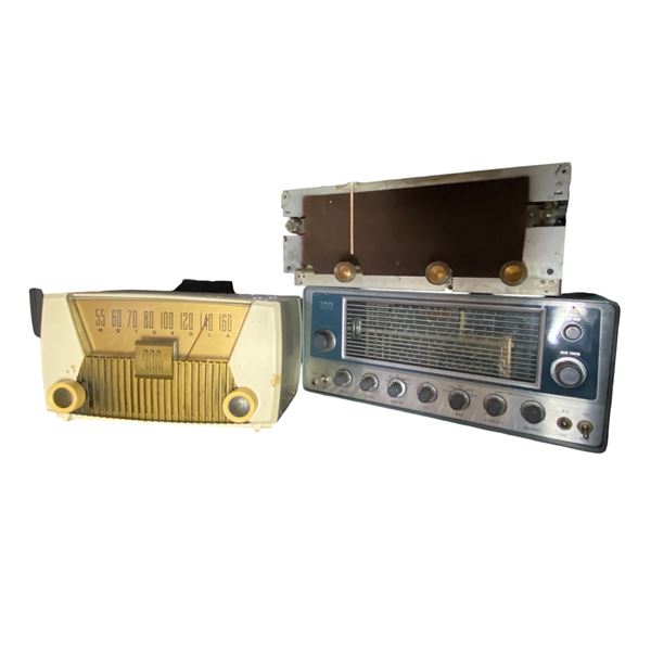 Group of 3 Vintage Radios: Circa 1952 Motorola Canada MK-62X , Trio 9R-59 Communications Receiver, a