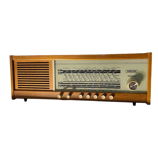 1960s Korting Neckermann Model Oslo Tabletop Tube Radio