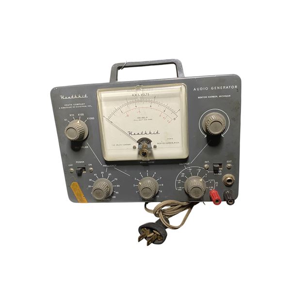 1960s Heathkit Model AG-9A Audio Generator