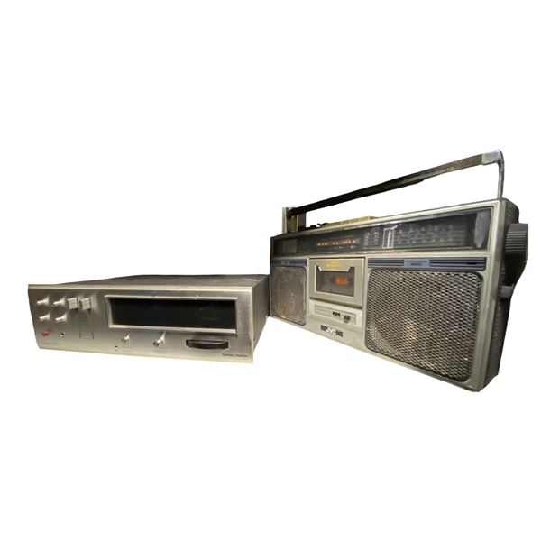 Group of 2 - 1970s Harman Kardon Citation Fifteen and JVC RC-646C