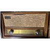 Image 4 : Group of 2 Vintage Tabletop Radios Includes Zenith and General Electric