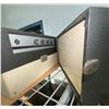 Image 3 : Group of 2 - Yamaha CA-2010 Amplifier & Noresco Portable Phonograph