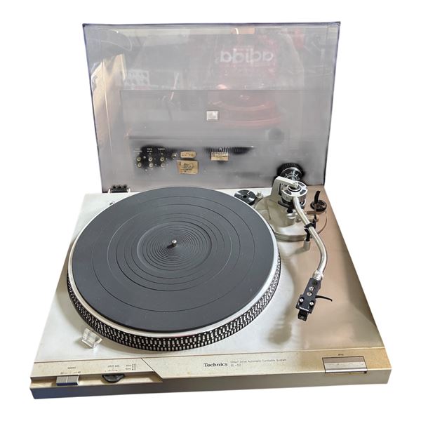 Technics SL-D2 Direct Drive Automatic Turntable System