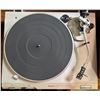 Image 2 : Technics SL-D2 Direct Drive Automatic Turntable System