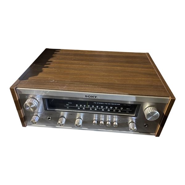 1970s Sony STR-7015 FM Stereo FM AM Receiver