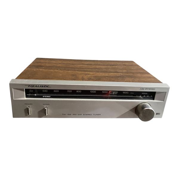 Realistic TM-152 AM-AM Stereo Tuner