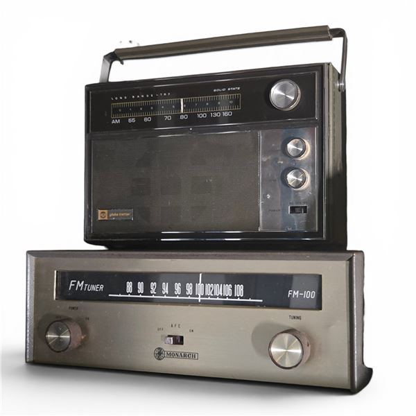 Monarch FM-100 FM-100 Tuner Portable AM/SW Radio & RCA Globe trotter Solid State Long-Range TRF Radi