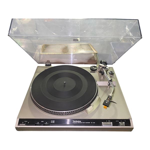 Technics Frequency Generator Servo Automatic SL-220 Turntable