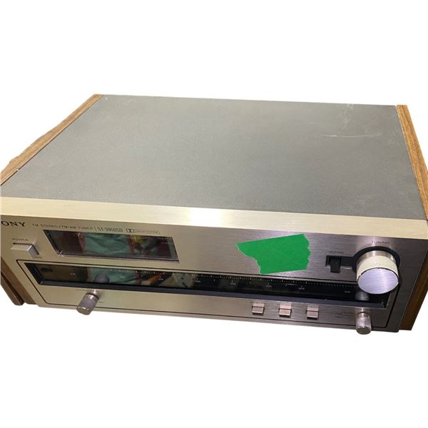 1970s Sony FM Stereo/AM Tuner ST-3950SD