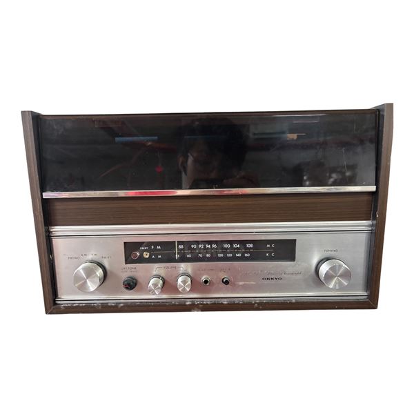 Vintage Onkyo AM/FM Stereo Phonograph Receiver