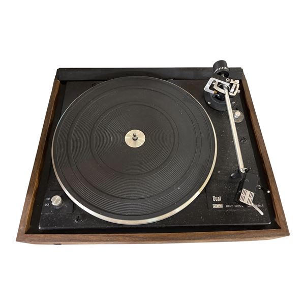 Dual 502 Vintage Belt Drive Turntable