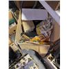 Image 6 : Vintage Radio Gear, Wires, Connectors, and Electronic Components