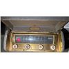 Image 2 : 1940s General Electric Clarkson Portable Radio