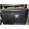 Image 2 : Group of 2 Vintage Portable Radios: Philips and Motorola