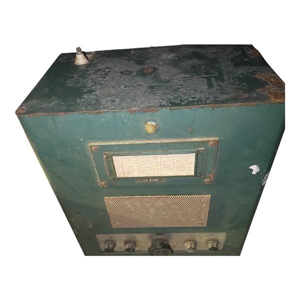 Vintage Military / Industrial Electronic Unit in Green Metal Cabinet CZ3155