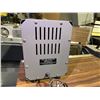 Image 10 : Group of 2 - SP190 Speaker & Realist TR-801