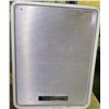 Image 7 : Group of 2 - SP190 Speaker & Realist TR-801